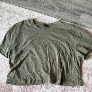 nuuds Olive Short Sleeve crop top tee